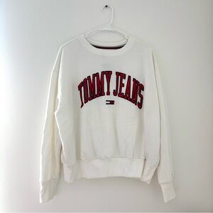 white vintage tommy hilfiger crewneck sweatshirt